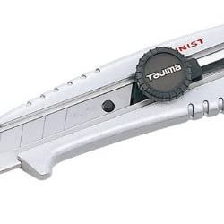 Нож сегментный TAJIMA Aluminist винтовой фиксатор 18 мм (AC501SB) ᐉ купить артикул 947275STRU в Киеве - супер-цена на запчасть – от 713 грн. – интернет-магазин Strument (Украина)